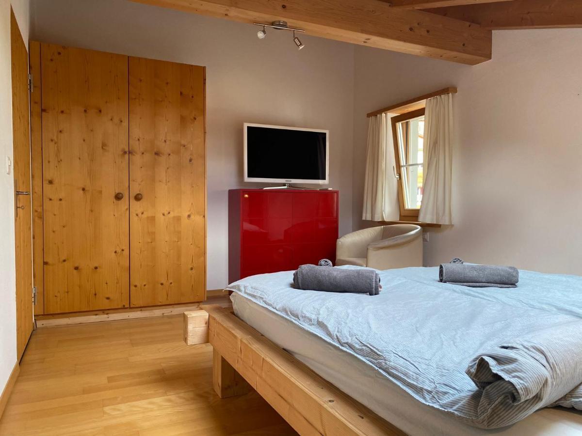 Attic In The Alps Lägenhet Luzein Exteriör bild